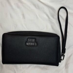 Steve Madden Black Textured Wristlet